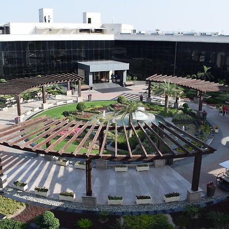 Defence Raya Golf & Country Club Hotel Lahore Exterior foto